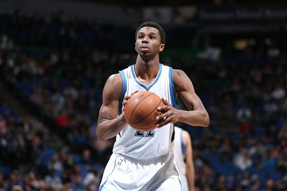 战火中创奇迹！巴勒斯坦力压两大洲冠军头名出线，国足安逸何日醒（烽火中逆袭！巴勒斯坦压过两洲冠军头名晋级，国足安逸几时醒）