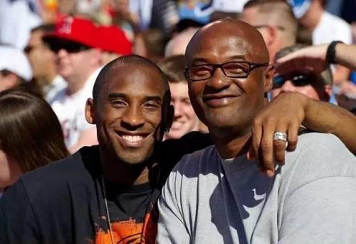 篮球火箭球员社媒晒出训练照（火箭队球员社交平台晒训练照）