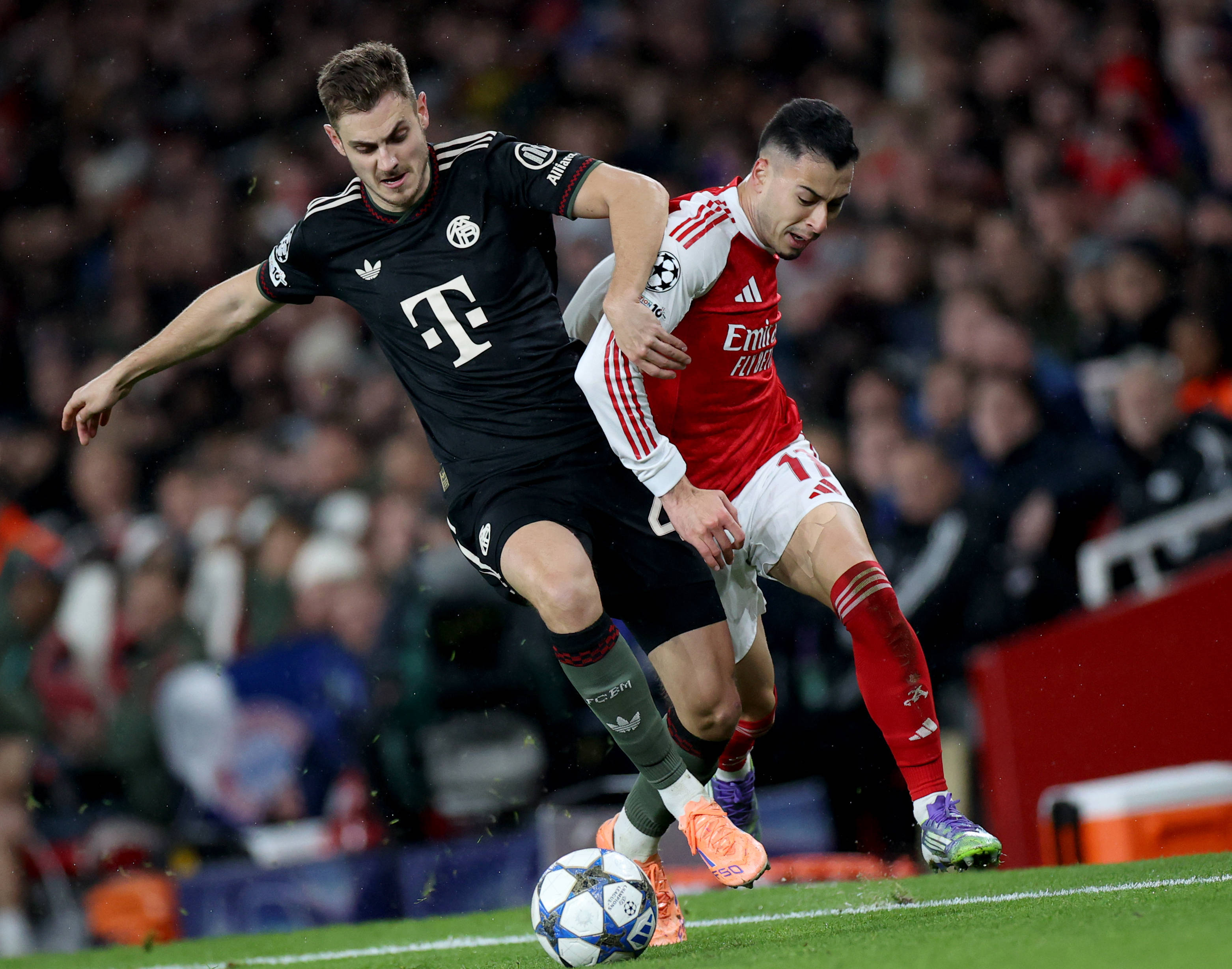 金：乔·科尔是我合作过最有天赋的英格兰球员，他踢球像巴西人（金：在我合作过的英格兰球员中，乔·科尔天赋最出众，踢球宛如巴西人）