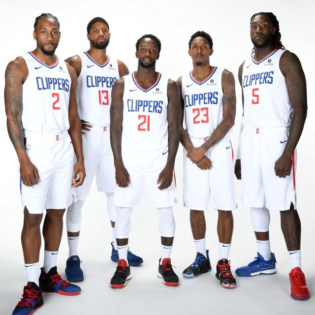 76人两将回归！保罗·乔治首发战篮网，博纳迎来复出（76人喜迎双将回归：保罗·乔治首发迎战篮网，博纳复出）