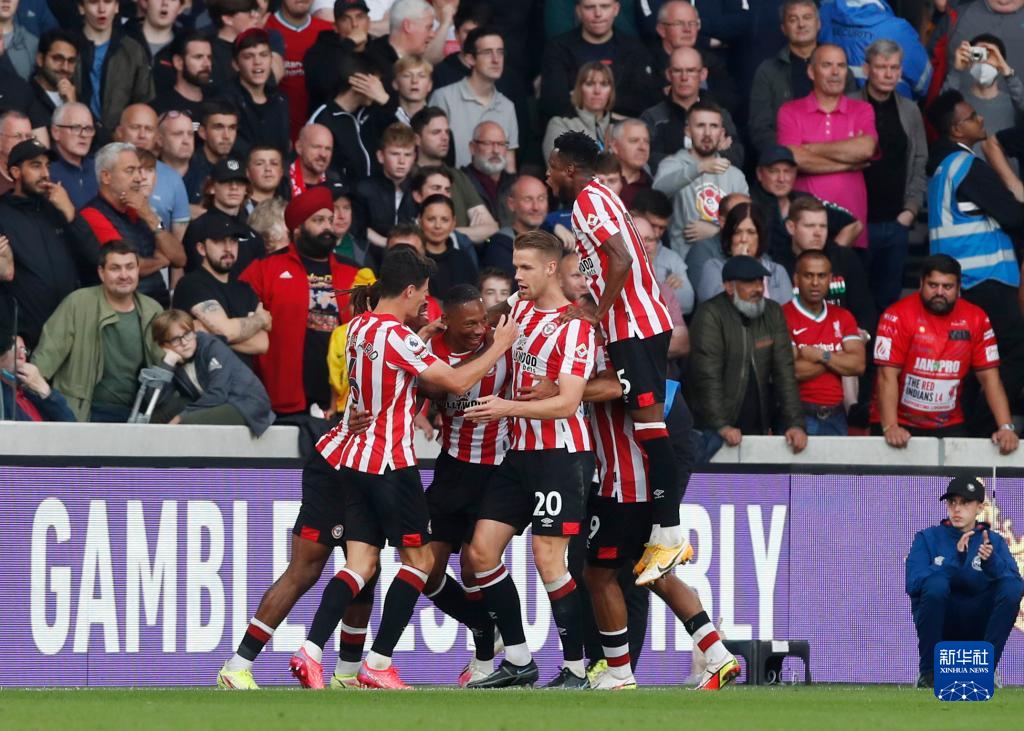 意媒：尤文关注穆哈雷莫维奇与莱切加布里埃尔，需与国米竞争（意媒：尤文有意穆哈雷莫维奇及莱切后卫加布里埃尔，或将与国米竞争）