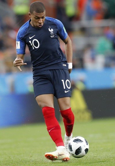 巴特勒交易终结了库里时代？他季后赛很强 但勇士得先进季后赛啊（巴特勒的交易就能终结库里时代？季后赛硬实力再强，勇士也得先拿到门票）