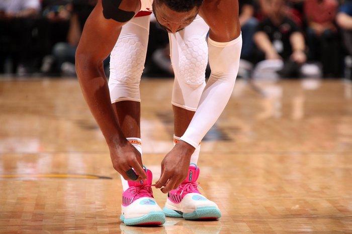 澳大利亚体能优势明显（澳大利亚在体能上占据上风）