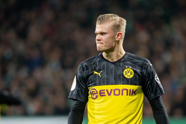 利物浦利用边路冲击打穿对手（利物浦两翼突击撕裂对手防线）