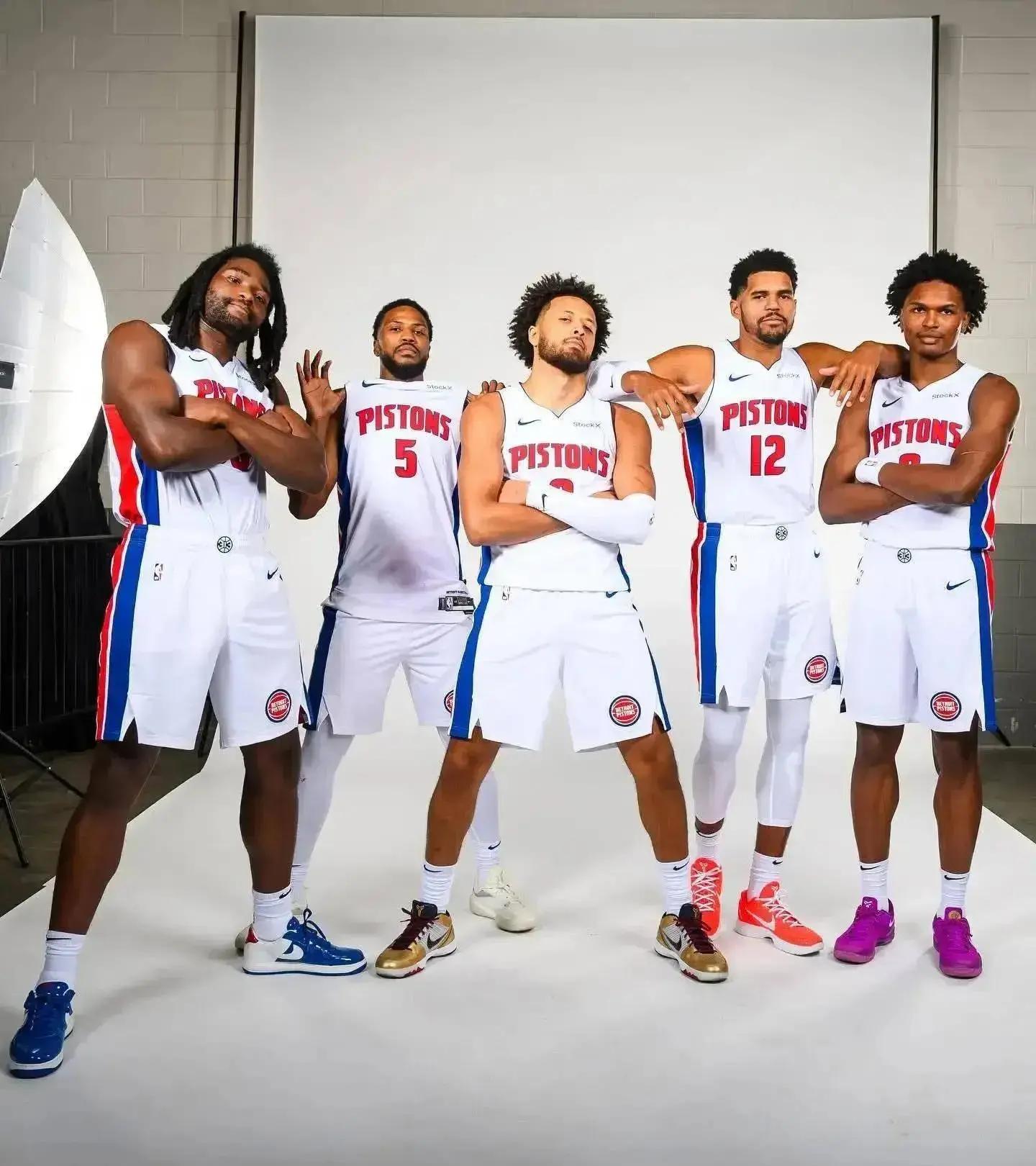 希门尼斯：对手进球后我们有些混乱，在那种时刻更需要冷静（希门尼斯：被对手破门后我们有些乱，越是那时越要冷静）