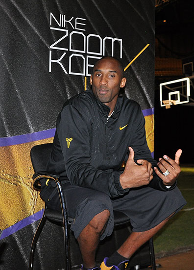 世界杯三个东道主小组赛场地公布：美国队在洛杉矶和西雅图（世界杯三东道主小组赛场地出炉：美国队将征战洛杉矶与西雅图）