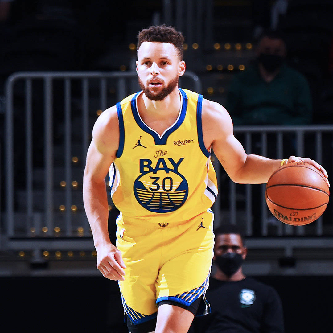 申花出征亚冠：六外援携手出战广岛，斯卢茨基誓言全力以赴（申花踏上亚冠征途：六外援合力挑战广岛，斯卢茨基承诺全力以赴）