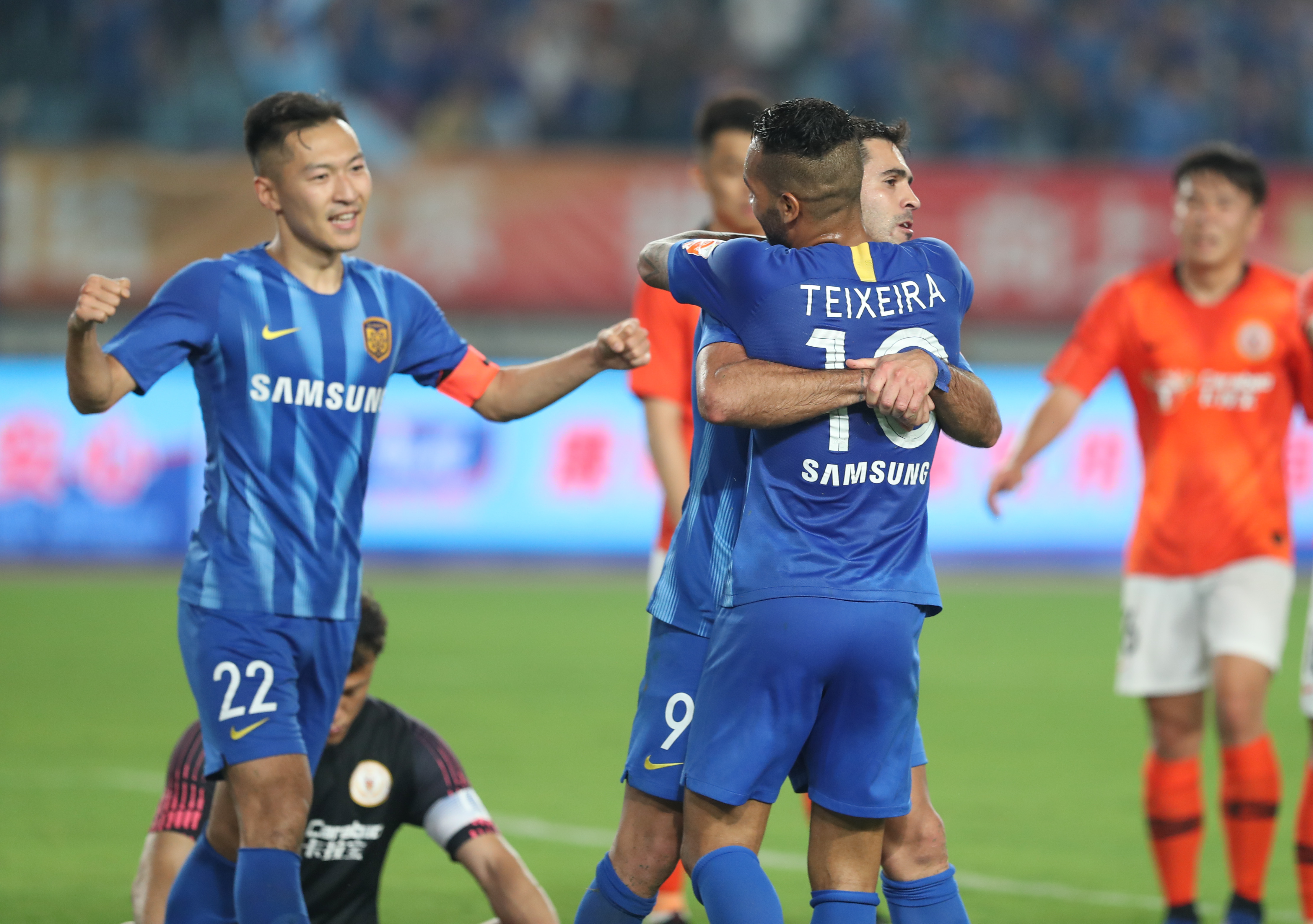 本赛季五大联赛球队欧冠积分：英超6队61分第1，意甲35分第2（本赛季欧冠五大联赛积分盘点：英超6队61分领跑，意甲35分位列第二）