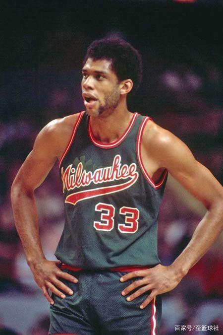 法比奥：他们开玩笑说我拿金靴但冠军挂零，希望在足协杯破零（法比奥：被调侃“有金靴无冠军”，希望在足协杯迎来首冠）