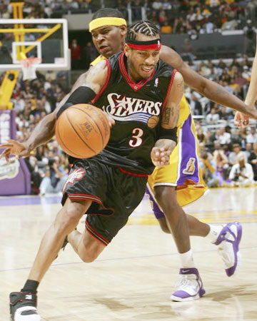 中国足球2025低迷成绩汇总，激励2026，多线出战期待反弹（2025中国足球低迷盘点：以挫为励冲刺2026，多线征战期待回暖）